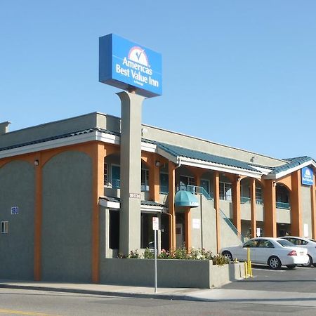 Americas Best Value Inn Corona Exteriör bild
