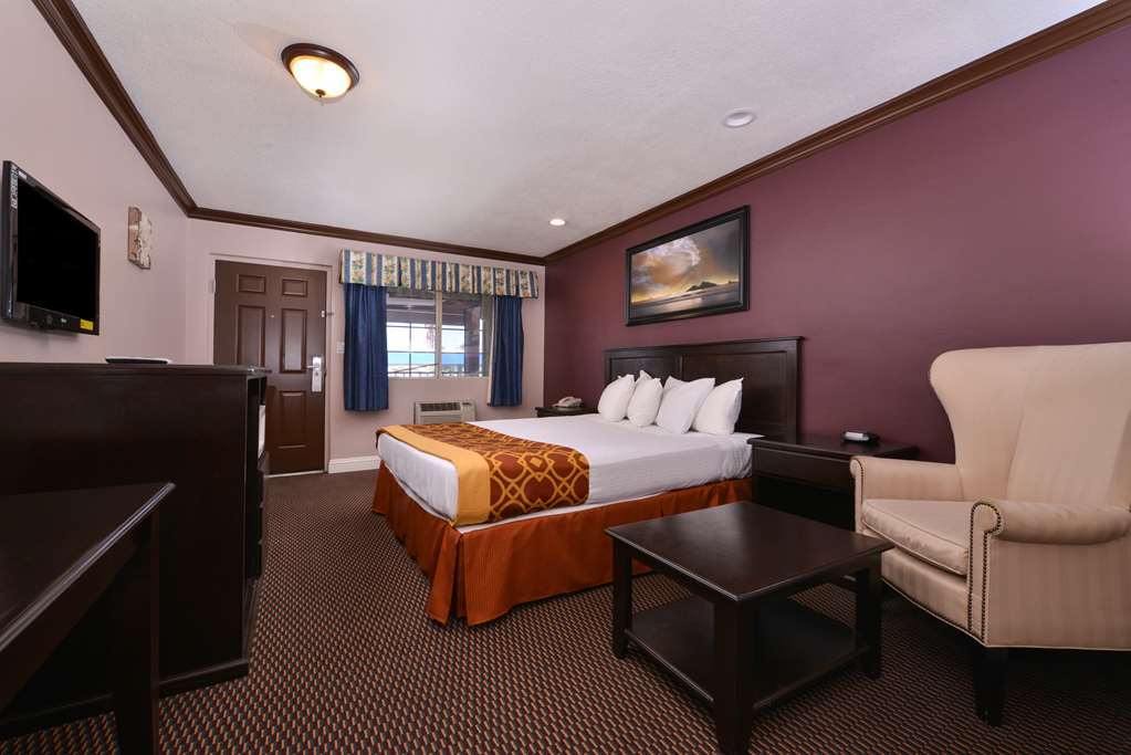 Americas Best Value Inn Corona Rum bild