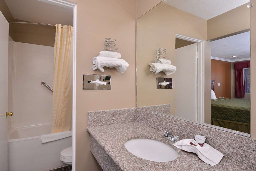 Americas Best Value Inn Corona Rum bild