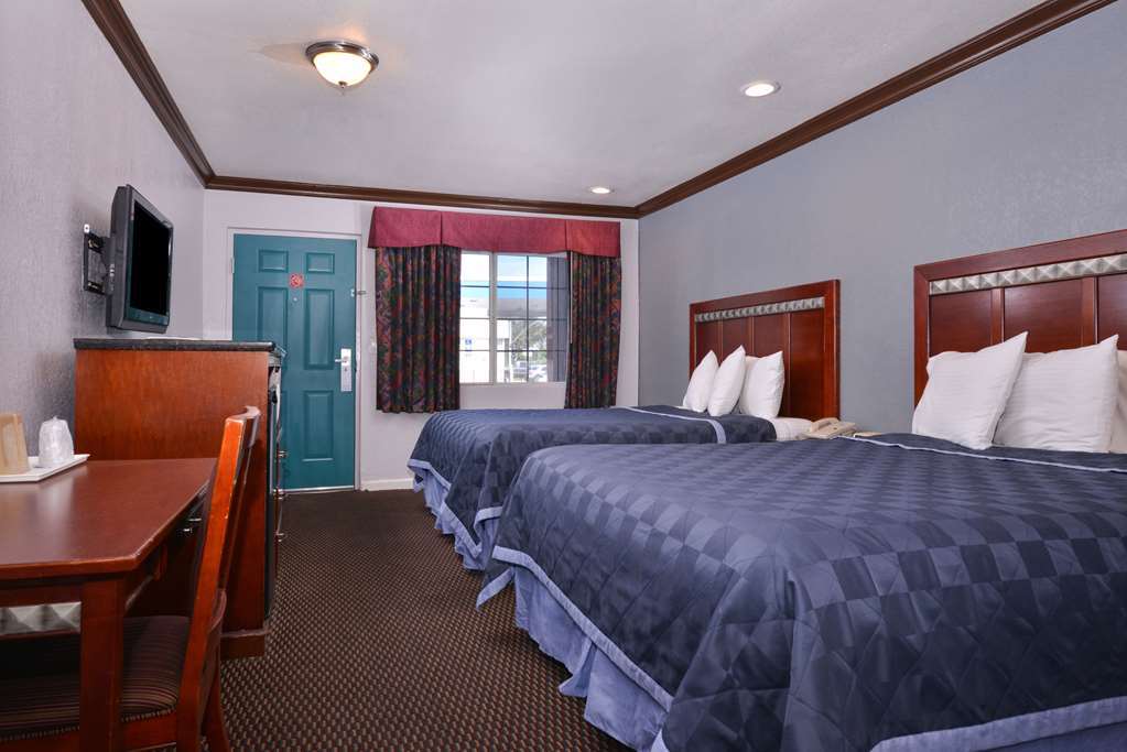 Americas Best Value Inn Corona Rum bild